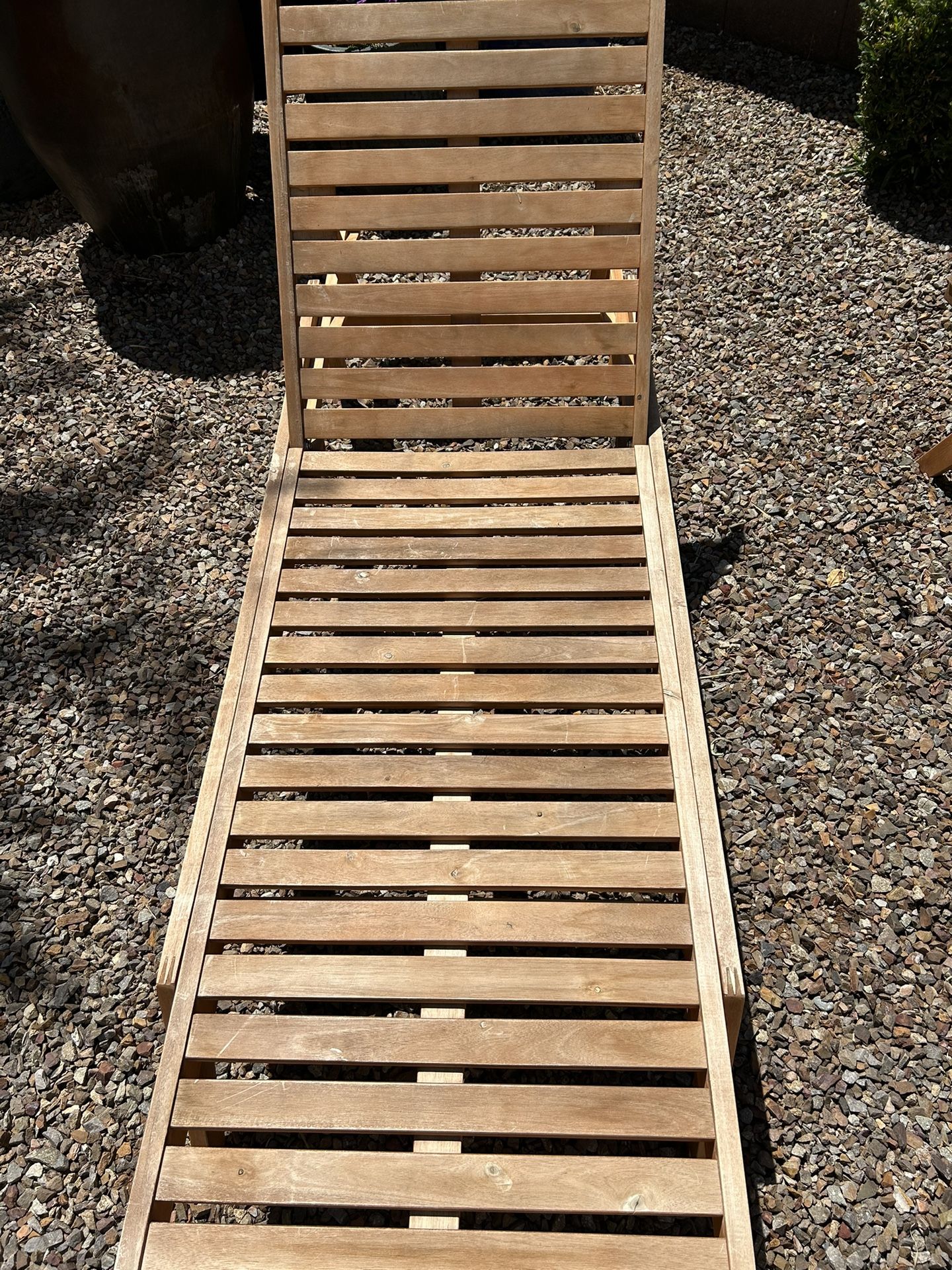 Acacia Wood Pool Loungers