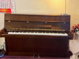 Hyundai Piano