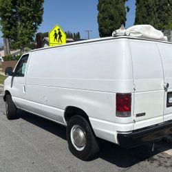 2003 Ford E-250