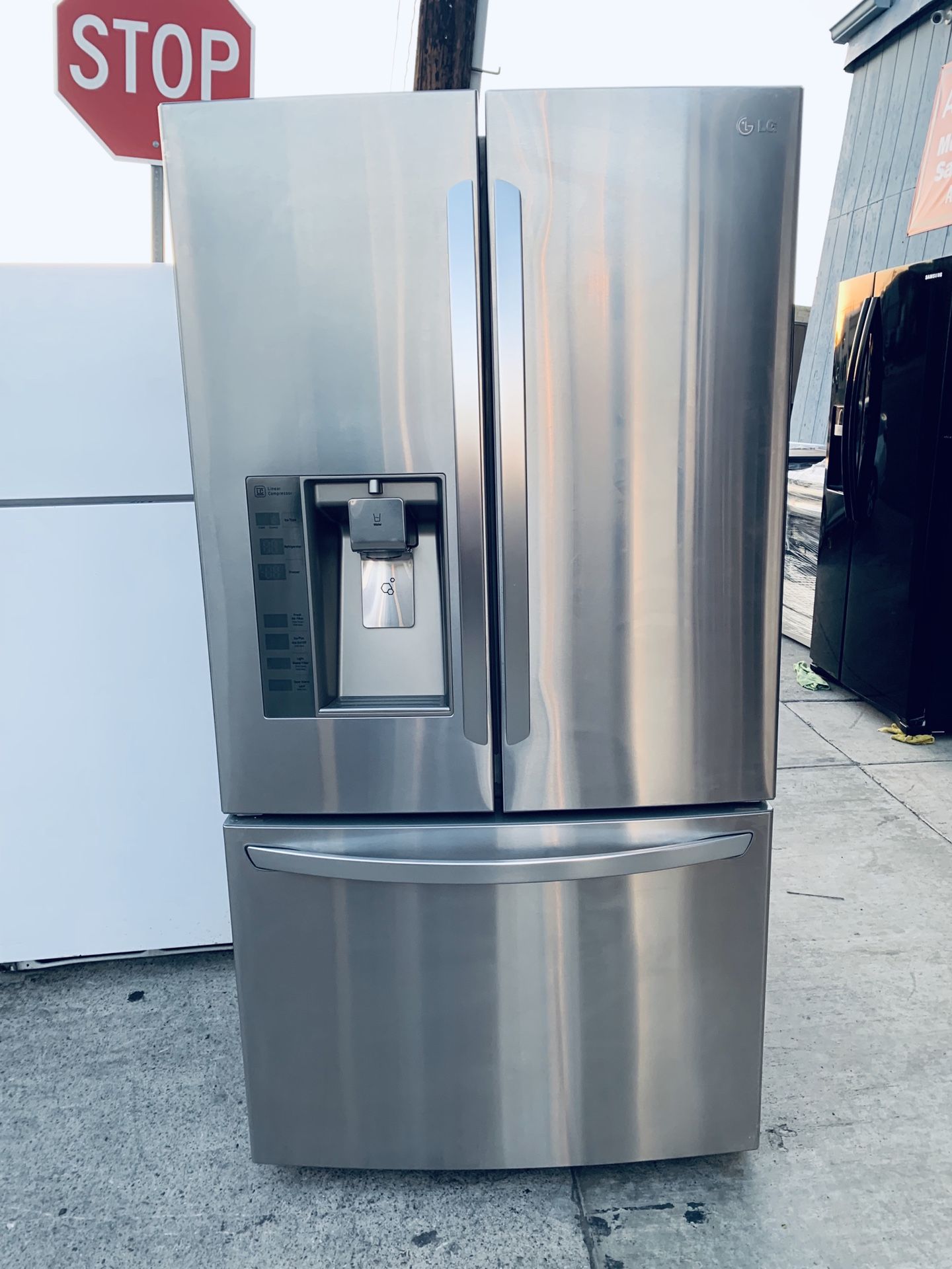 Refrigerator