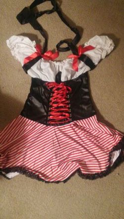 Pirate wench costume