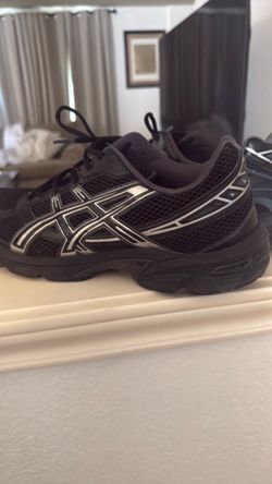 BLACK SIZE 13 ASICS GEL NYC