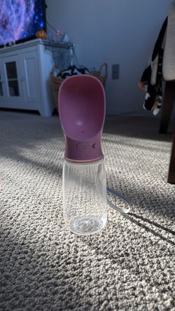 Leak-Proof Portable Dog Water Bottle for Travel 19oz