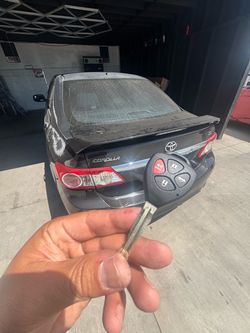 Llaves de autos / car keys and remotes
