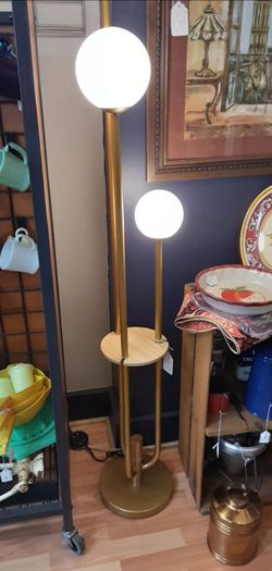 3 Globe Dimable floor lamp- New- Located in Shelton