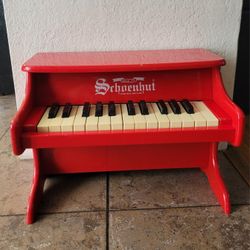 Schoenut Piano