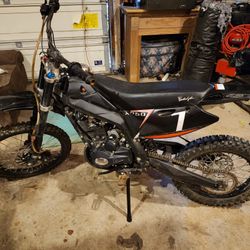 Baja X250 Pit Bike