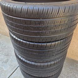 Set Of 4  235/40R19