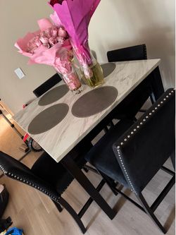 Dinning table