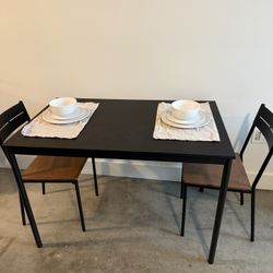 Modern Dining Table with 2 Chairs – Minimalist Style