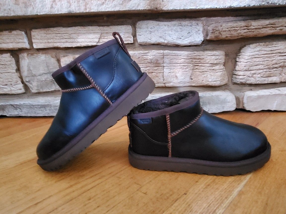 UGG Classic Ultra Mini Women Boots US Size 8 Ironwood Regen Color New