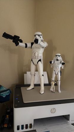 3 star war storm troopers figurines