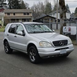 2000 Mercedes-Benz M-Class