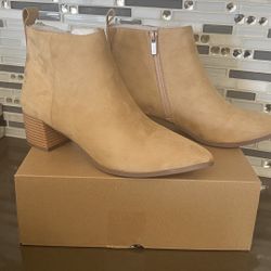 Women’s Ankle Boots Size 8 