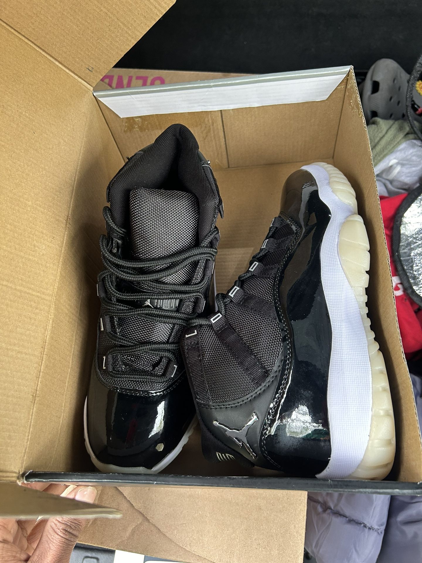 Jordan 11s