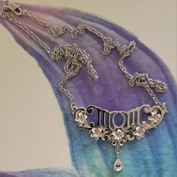 Made In Hawaii Sterling Silver Beautiful MOM Necklace 