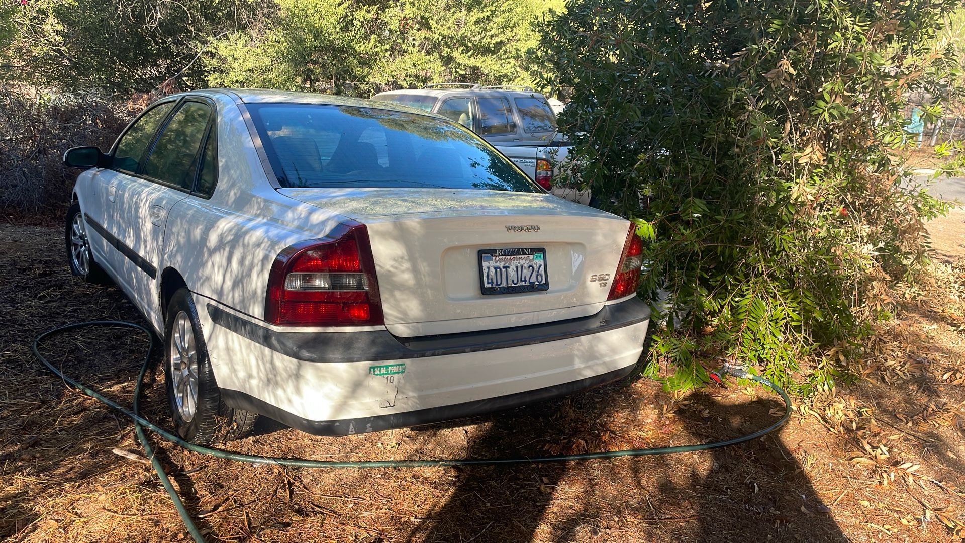 Volvo 1999 S80T6 Need Battery And New Brake Pads