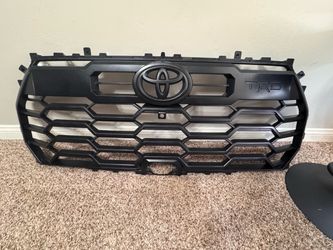 22 23 24 25 TOYOTA TUNDRA TRD FRONT RADIATOR GRILLE  OEM