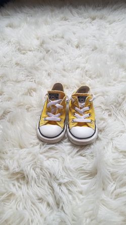 Converse Yellow Shoes size 7