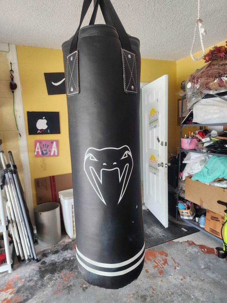 80 LBS Heavy Punching Bag