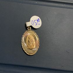 Medalla De Doble Cara/ Double Sided Medallion 14kt Gold