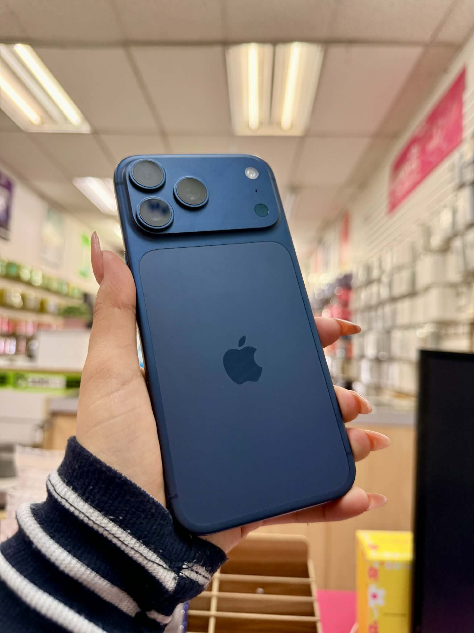 Iphone 17 PRO MAX 256GB UNLOCKED✔️