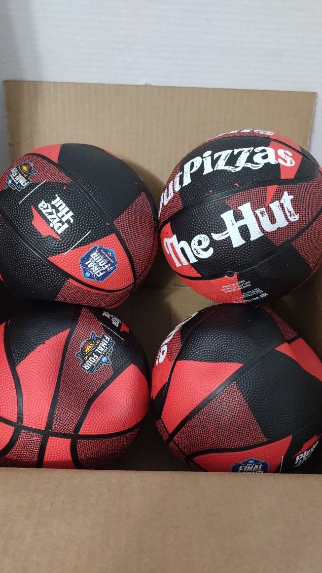 Pizza Hut NCAA Mini Basketball Match Madness