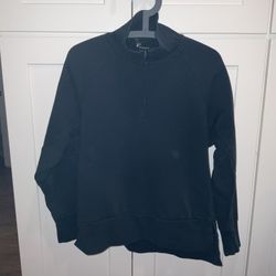 Women’s Nike quarter zip sweatshirt, black size medium