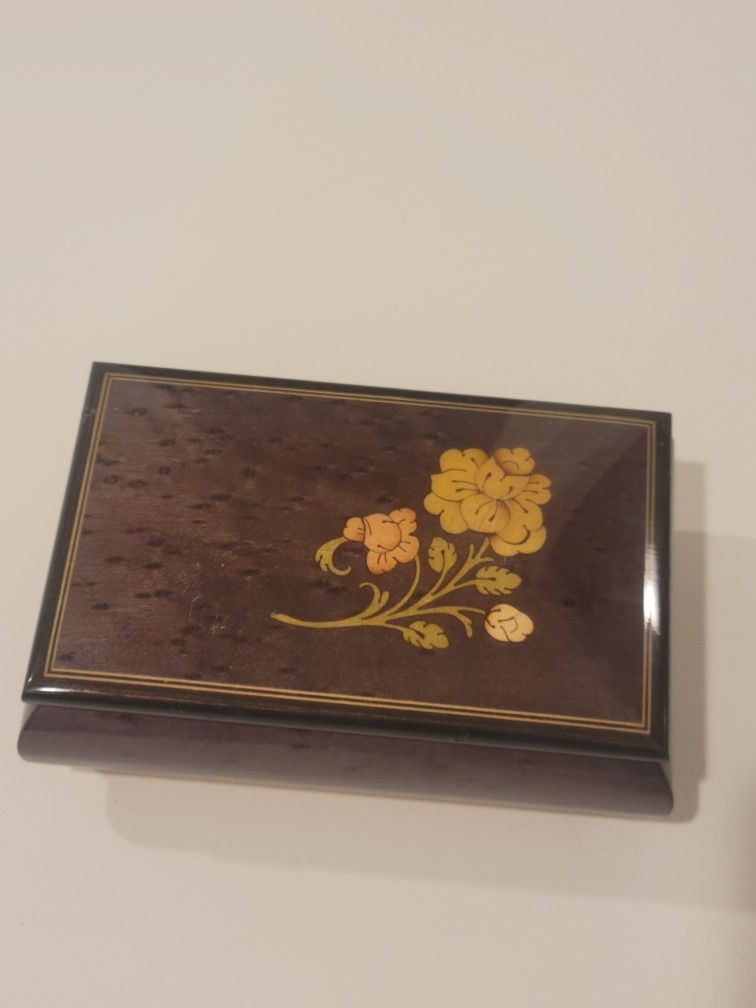 Floral Music Box