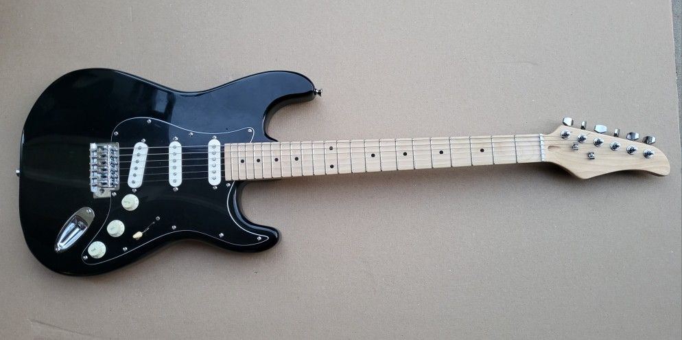 David Gilmour Style Strat Copy W/dummy Coil