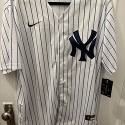 Nike New York Yankees Jersey #28