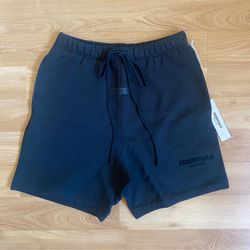 Fear of God Essentials Shorts (Black)