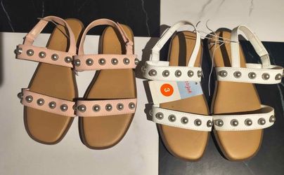 Bundle of sandals (Size 3)