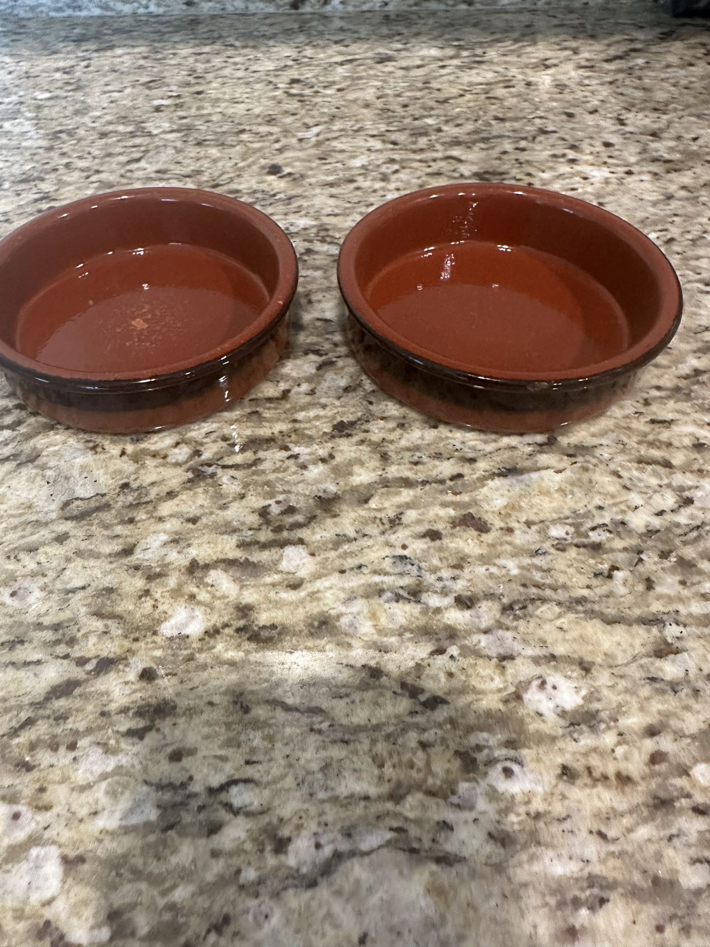 Set Of 2 Brown Ceramic Bowls