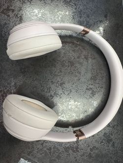 Beats Solo 4 Wireless Bluetooth Headphones - Pink Rose Gold