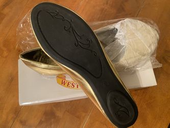 Brand new Gold Flats