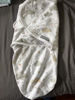 8 Baby swaddles