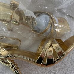 High Heels a fashion Nova Size 9