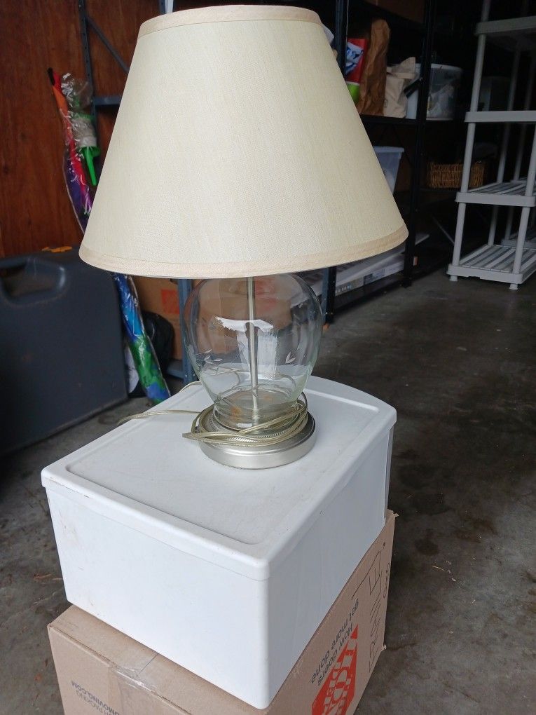 Hand Cut 16 In Crystal Lamp With Shade