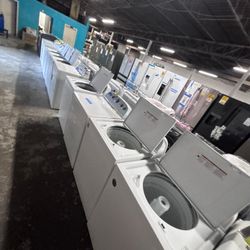 Top Load Washer In Excellent Condition With Warranty 