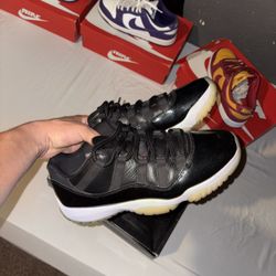 Jordan 11s