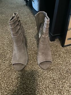 Sandals & size 9.5