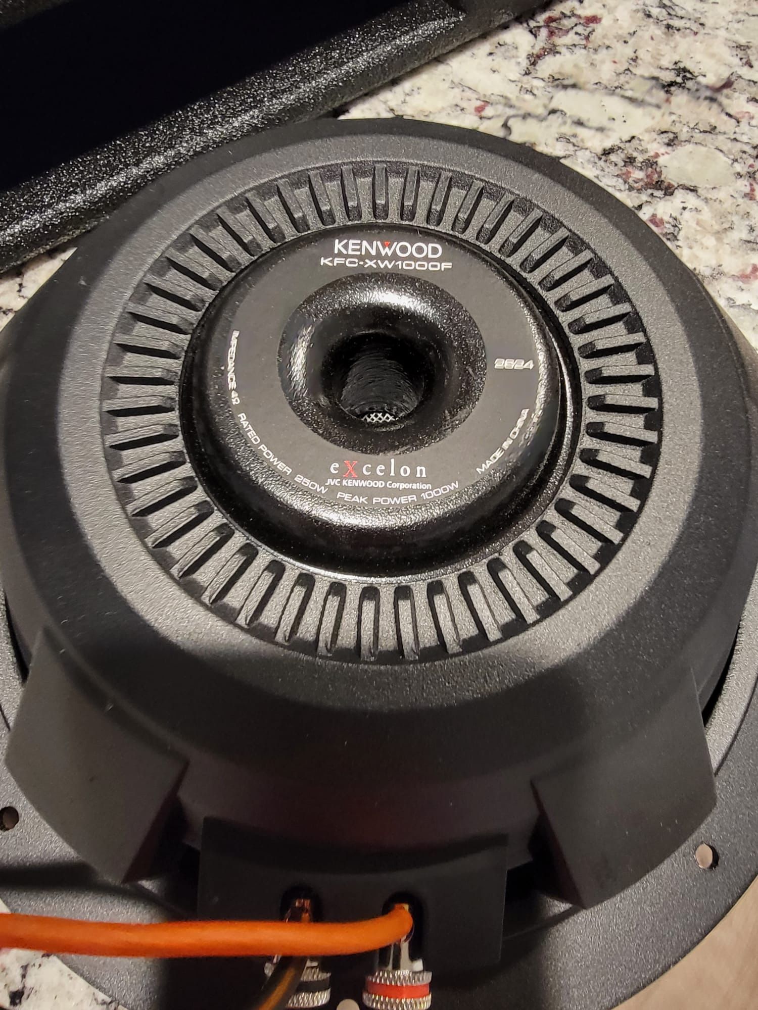 Subwoofer Box With 12 Inch Kenwood Subs for Sale in San Antonio, TX