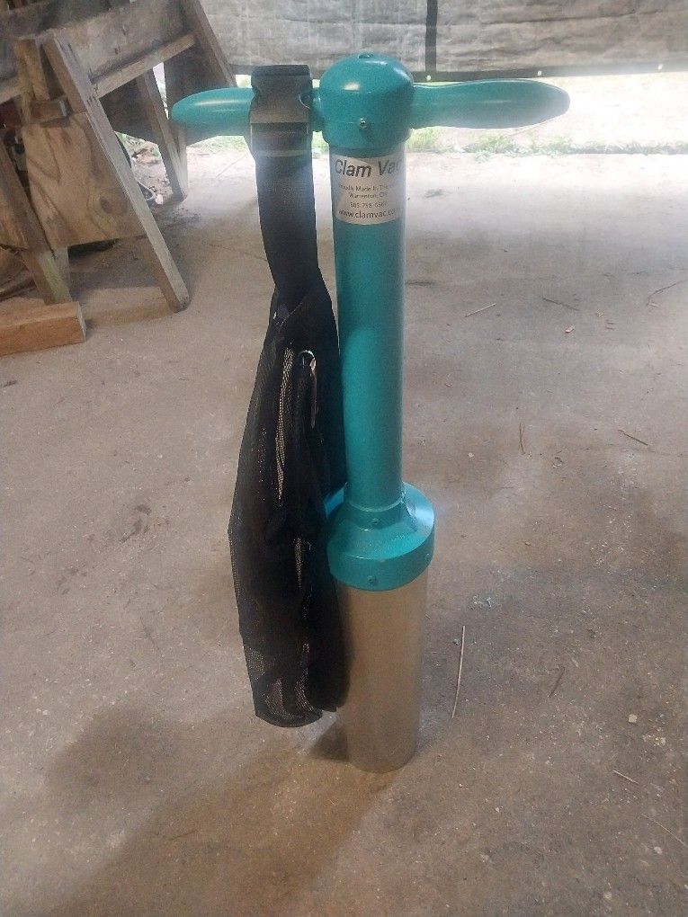 Clam Vac Razor Clam Gun