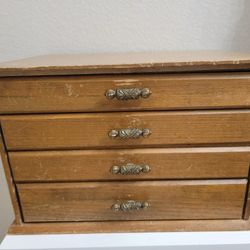 Vintage Silverware Chest Flatware Storage Lined Jewelry Box Dresser Topper