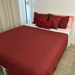 Queen Size Bed with LED Lights and Charging Station, mattress and 6 drawer dresser with mirror