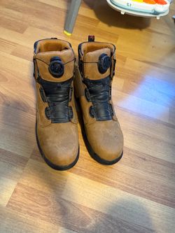 Men’s Red Wings Shoes Size 10