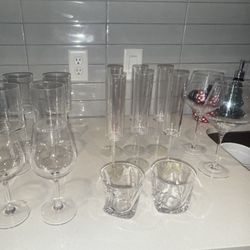 Wine Glasses And 2 Rock Cocktail Glass Cups 