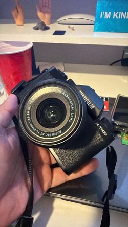 Fujifilm X-T100
