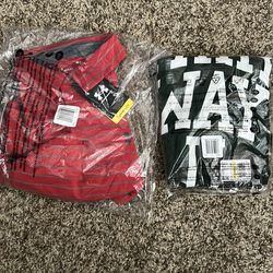 Under Armor Shirts -Medium
